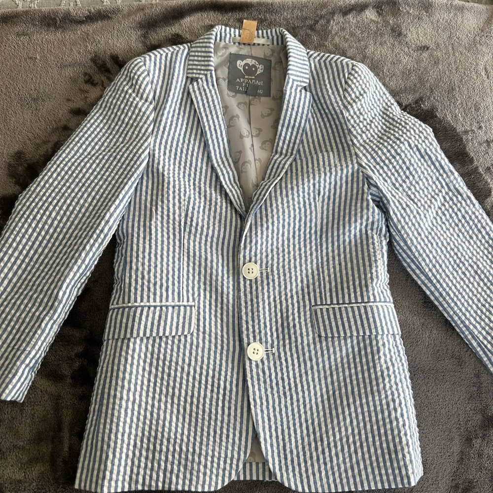 Appaman Blue and White Seersucker suit 7